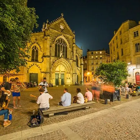 Large Deluxe Suite, Historic Center 1st Holiday home Bordeaux