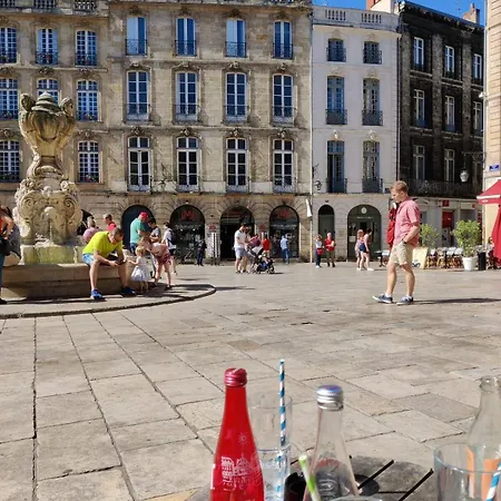 Large Deluxe Suite, Historic Center 1st Bordeaux