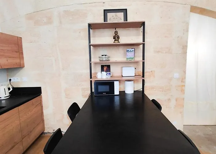 Сasa de vacaciones Large Deluxe Suite, Historic Center 1st *