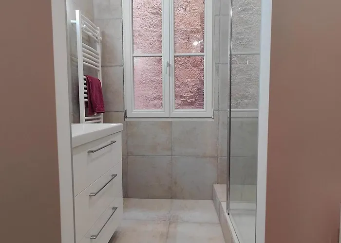 Large Deluxe Suite, Historic Center 1st