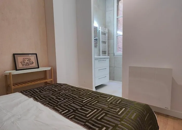 Large Deluxe Suite, Historic Center 1st